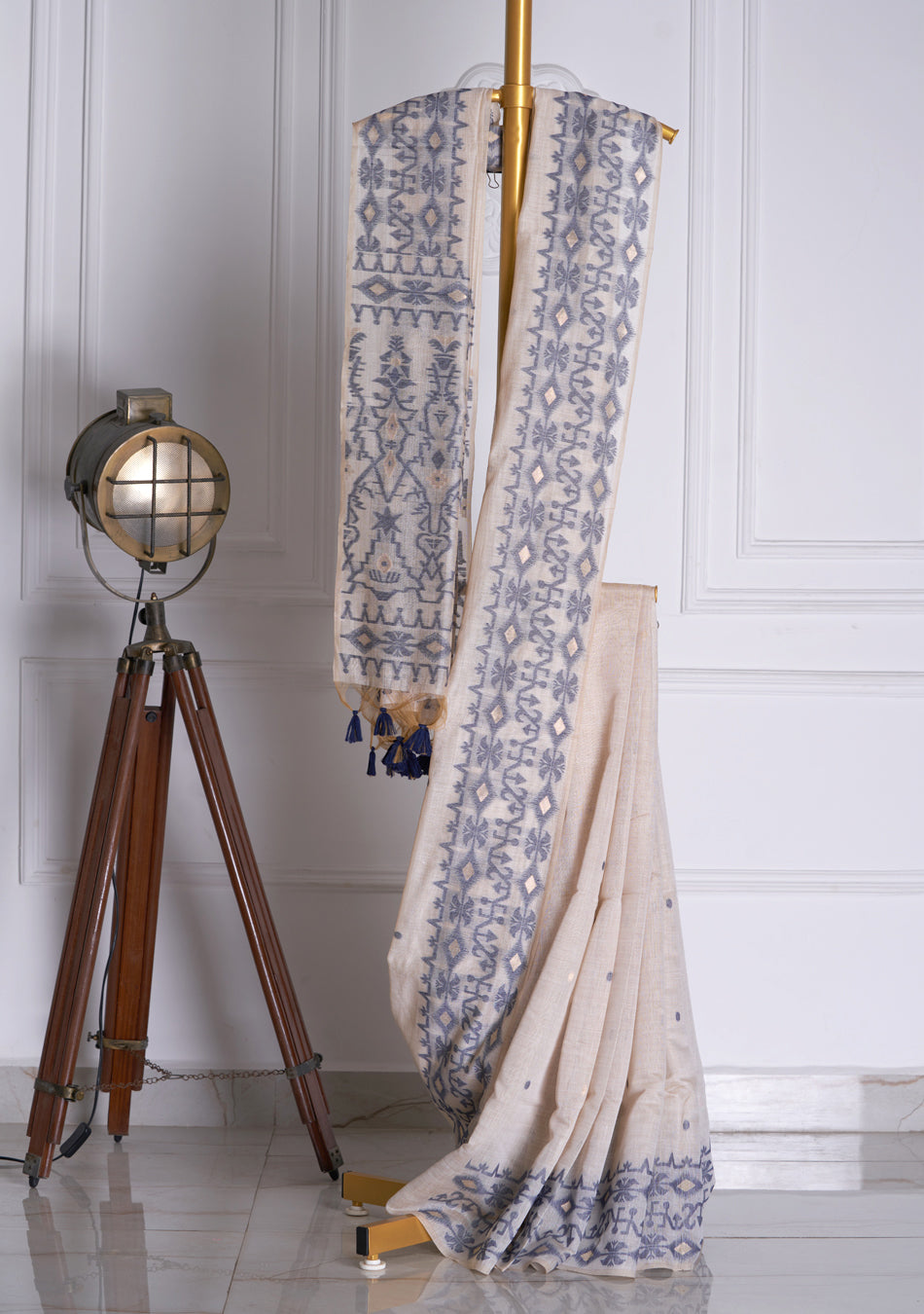 Navy blue Jamdani Saree