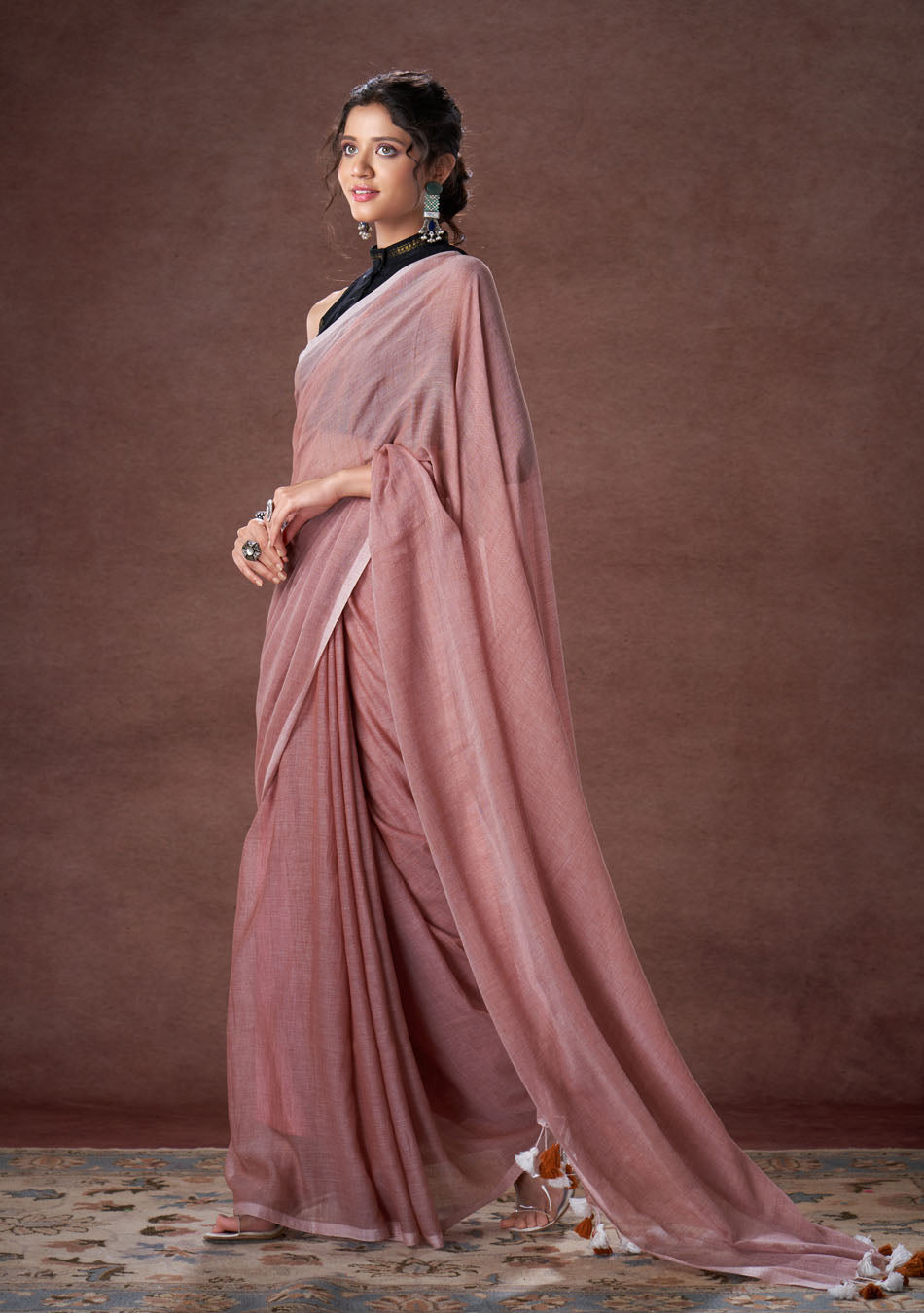 Mocha Mousse Saree