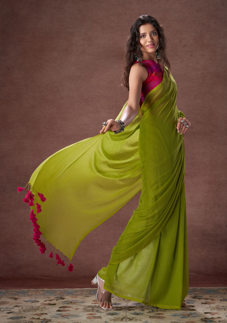 Avacado Mulmul Saree