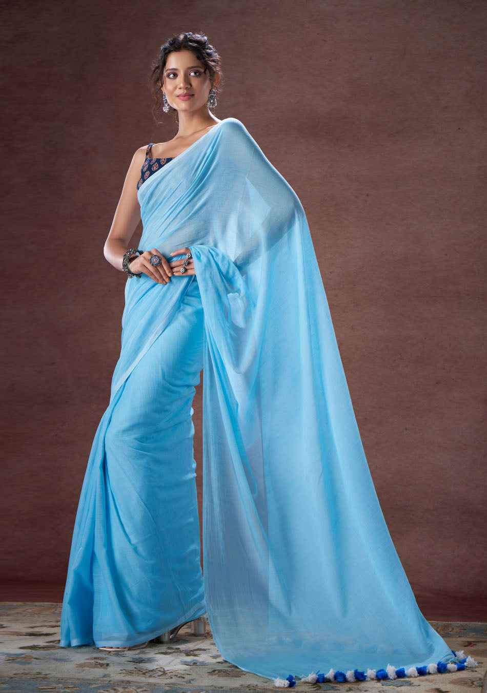 Aakakhi Mulmul Saree